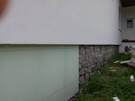 Osadenie soklov styrodurom pomocou šnúrky